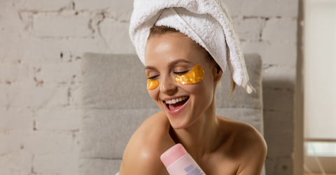 What Should We Apply Daily On Our Face?