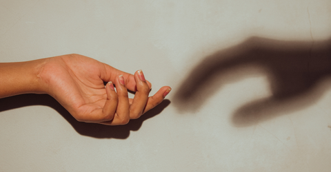 How to Care for Cracked Hands During the Summer?