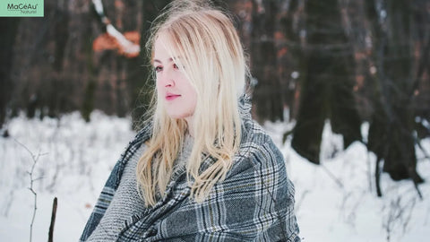Sensitive Skin and Central Heating: Why Winter Indoor Air Wrecks Your Barrier